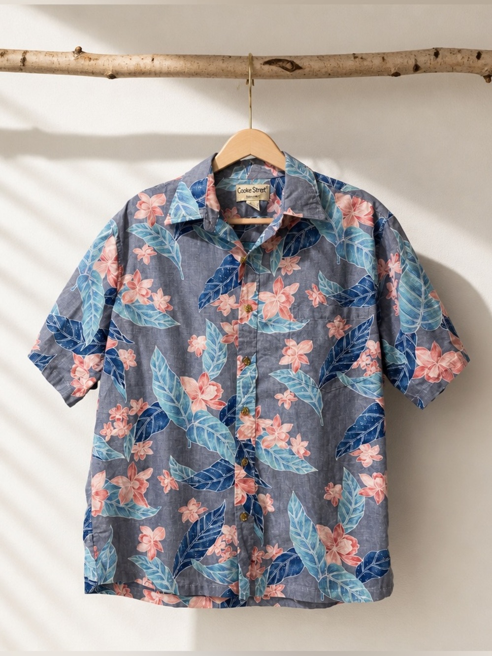 Cooke Street Honolulu Blue Floral Hawaiian Shirt M